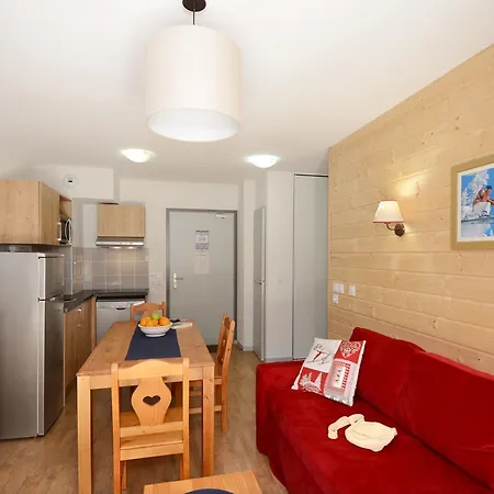 Goelia Le Crystal Apartmanhotel 3*