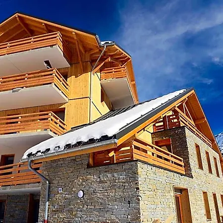 Goelia Le Crystal Apartmanhotel